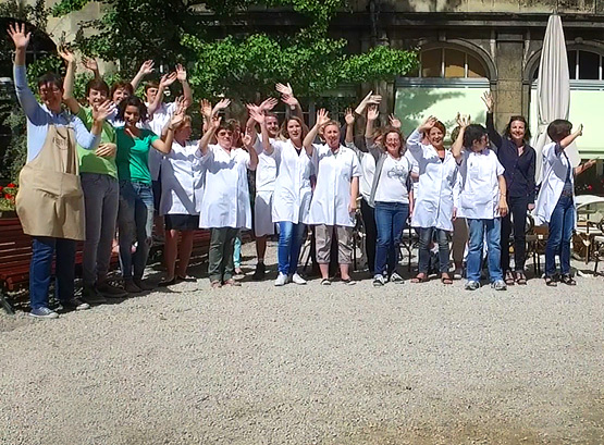 Ein ganzes Team im Dienste unserer Anis